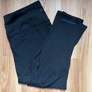 Athleta Pacesetter 7/8 leggings Black Size M HARDLY WORN